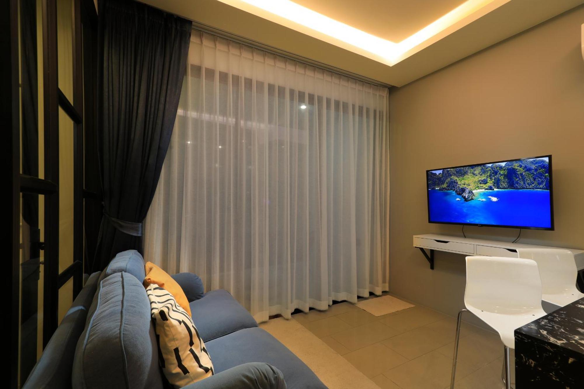 The Sea View Room In Palmyrah Surin By Holy Cow Экстерьер фото